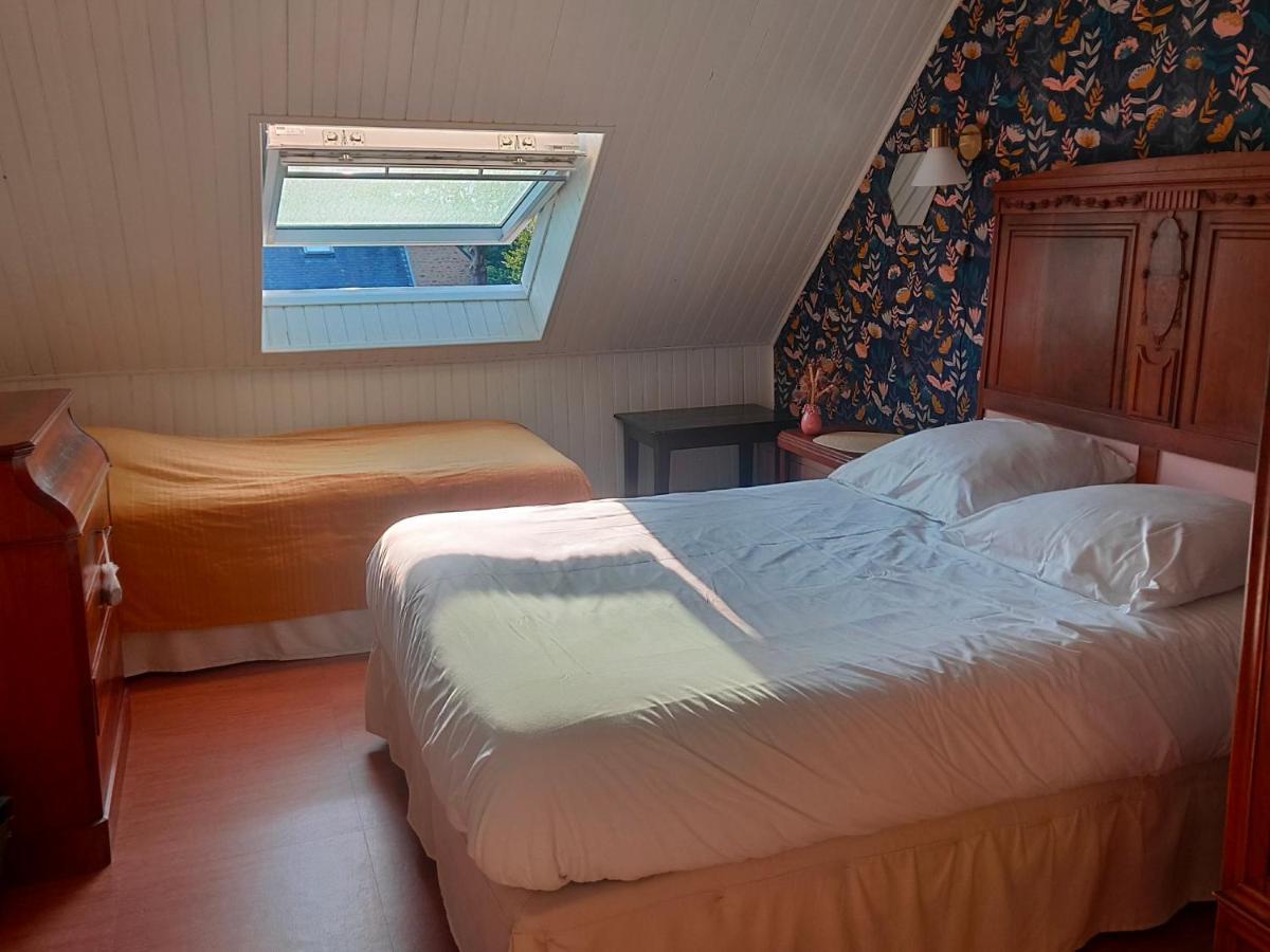 Chambres D'Hotes Et Gite D'Etape Avel Glaz モルレー 部屋 写真